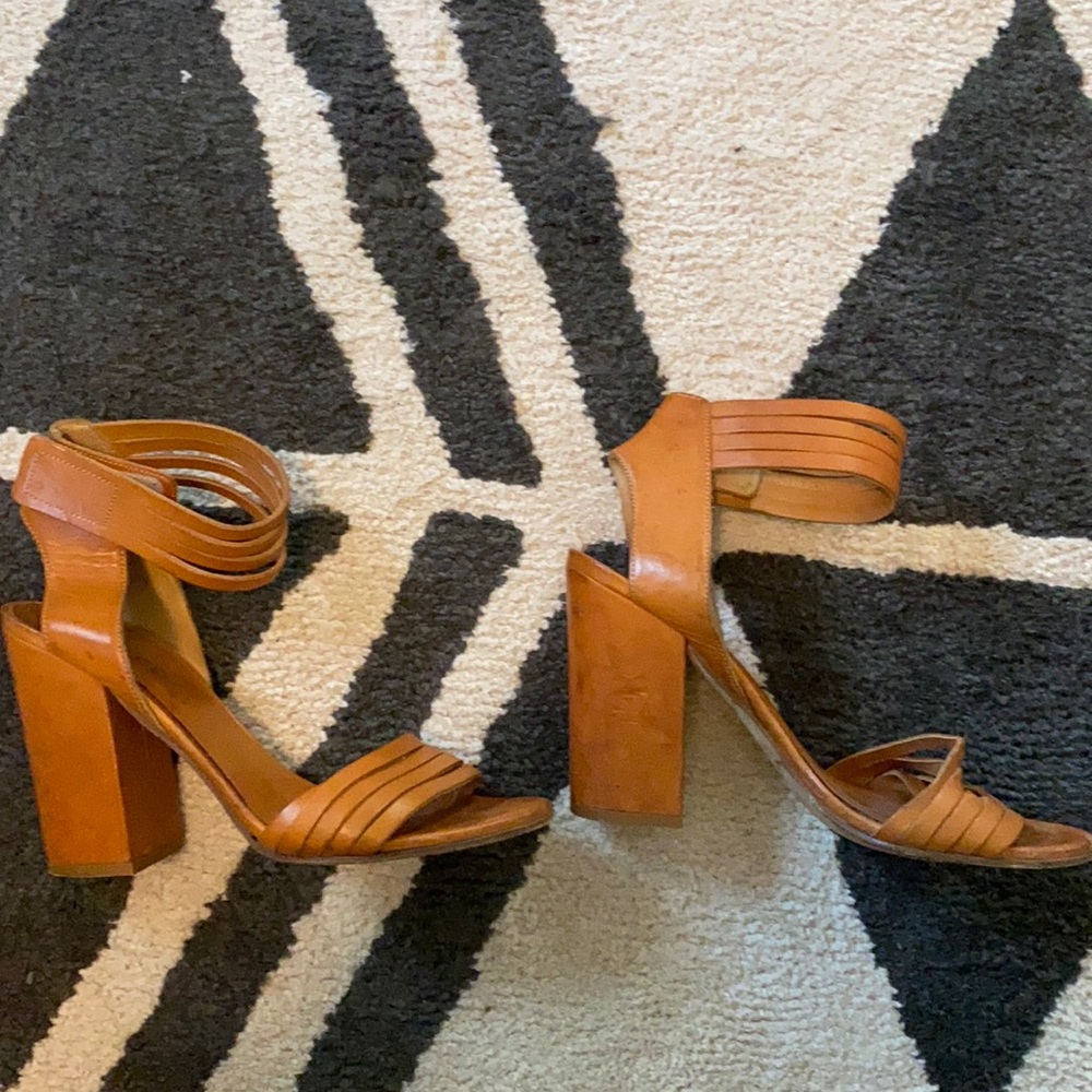 Vince Tan Heeled Sandals Size 8 (38)